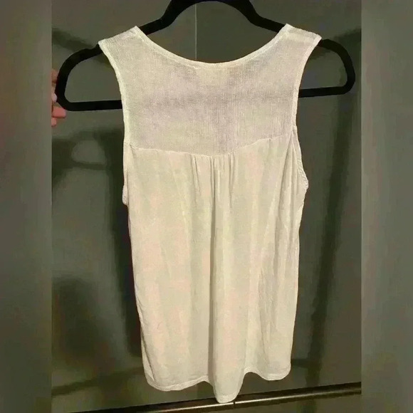 Ember brand women’s white tank‎ top blouse tie front dress up or down size L - Picture 5 of 9